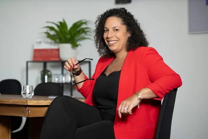 DC Facilitair BV, Deniece Caffee