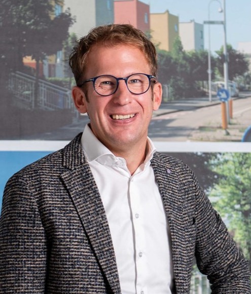 Drenth Makelaars, Sander van Dronkelaar