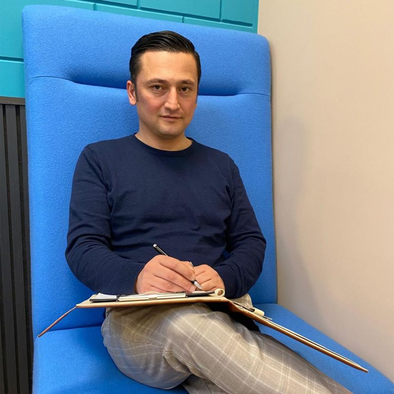 Mijn Softwarepakket, Ali Lotfi