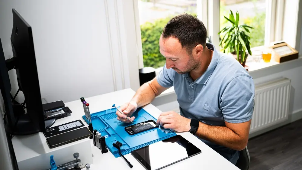 RepairXpert, Rudy Staak